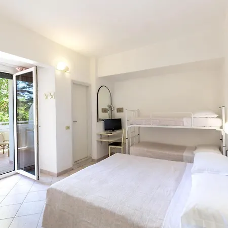 Sole Hotel 3*